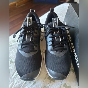 Under Armour women's size 10